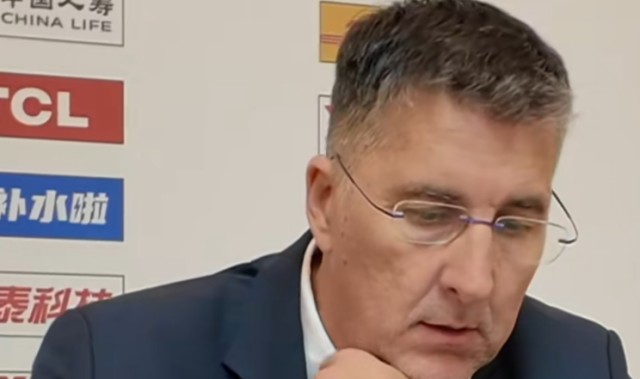 博鱼官网-输同曦发布会！格兰直指罚球与失误隐患，阿不都直呼糟糕！