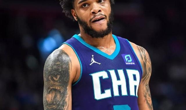 博鱼体育官网-自由市场开放前曝出丑闻 小桥被控家暴遭到逮捕